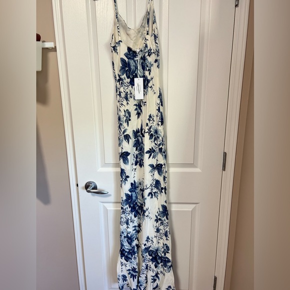 Reformation dress - Picture 4 of 4